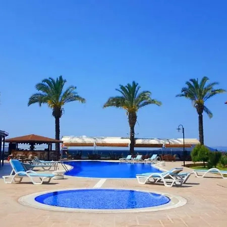 Sunset Beach Club 2 Bedroom Apt Fethiye